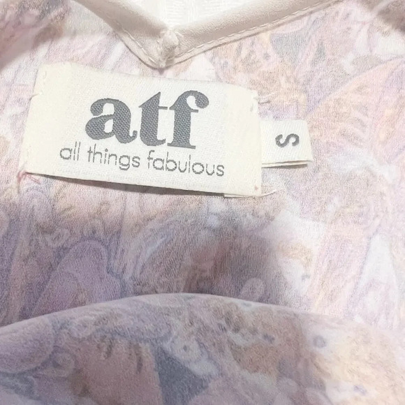 ALL THINGS FABULOUS Romper in Pink Carnival size Small - Picture 4 of 6